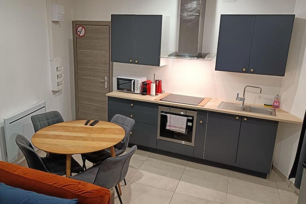 Appartement Confort Equipe Au Coeur De Beziers Exterior photo